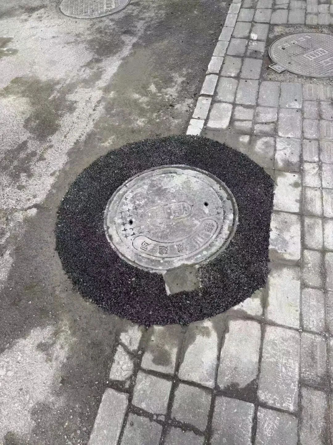 DƬ